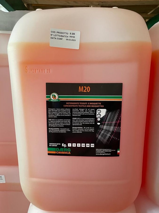 m20-detergente-tessuti-moquette-daerg-chimica